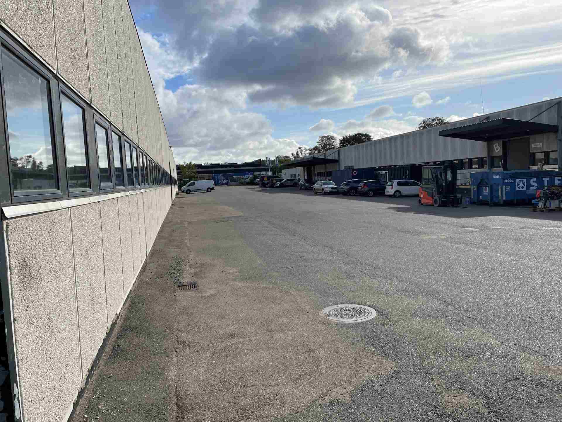 8 Roskildevej, Albertslund, ,Lager,Til leje,Roskildevej ,1107