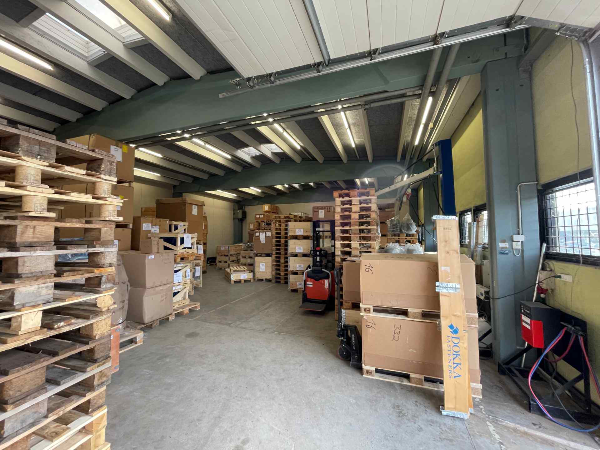 8 Roskildevej, Albertslund, ,Lager,Til leje,Roskildevej ,1107