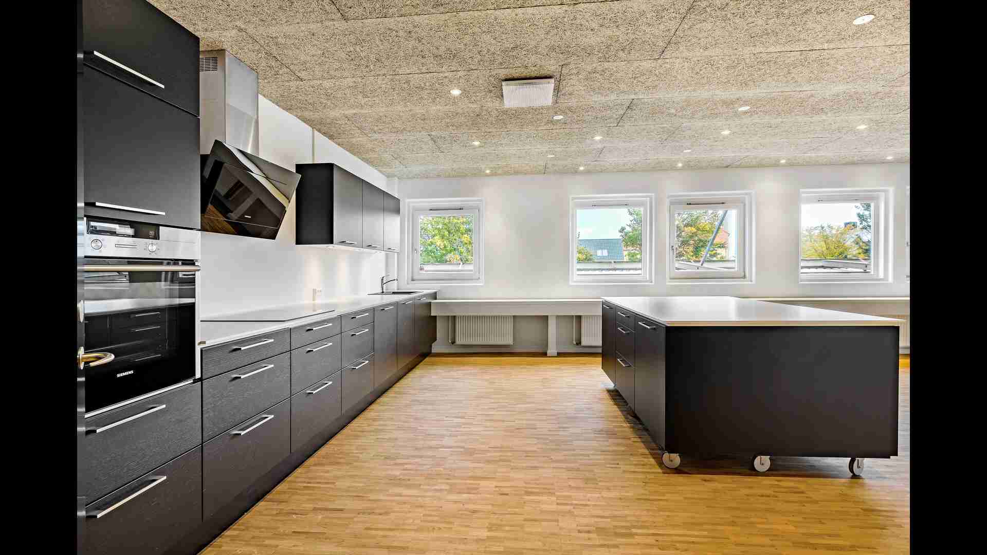 12 Kærvej, Hørsholm, ,Lager,Til leje,Kærvej,1044